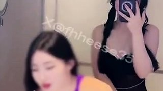 兩個騷女用假屌互操 過膝襪 china