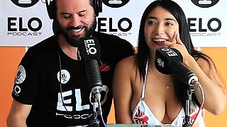 Verito Aguas goes through the spicy room in Mexico City