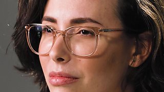 Exciting mommy Casey Calvert wanking