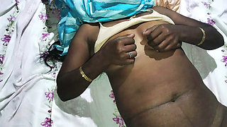 Female singles sex video Naukri ki bhabhi Ghode