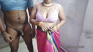 Beautiful Indian Bhabhi Aishwarya Fuck With Her Husband at Morning Very Hard Fucking.