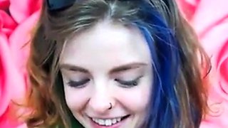 Emo 18-Year-Old With Tattoos Masturbates on Webcam