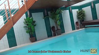 Hunt4k. sexabenteuer im privaten swimmingpool