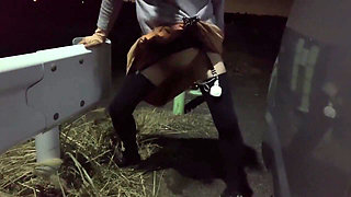 Self-training No. 32: Nighttime Walk with the Woof-woof Pose