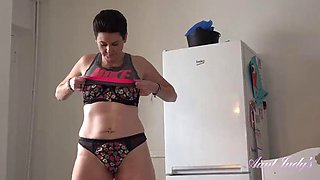 AuntJudys - Working Out with Petite Amateur MILF Scarlet
