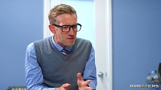 Squirting For Dummies With Danny D, Roxee Couture - Brazzers