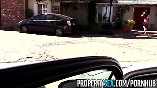 Hot divorcee selling house urgently needs cock