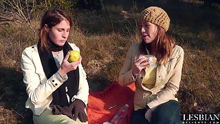Lesbian picnic