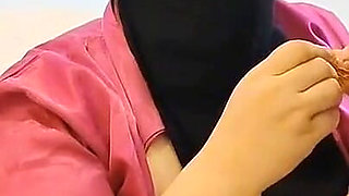 An Egyptian Prostitute Has Sex with an Arab Plumber