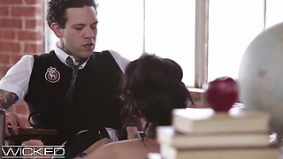 Anna Bell Peaks, Lily Lane And Jessica Drake - Classroom Orgy Led By