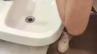 Quickie in the office toilet