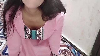 Desi Aunty Ko Sex Video Dikha Kar Pel Diya