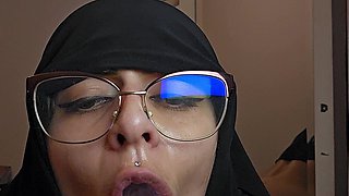 Blowing My Dildo While I Say Naughty Things Mia Niqab