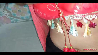 Desi Girlfriend Dances Like a Whore in Her Bedroom