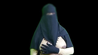 Pakistani beautiful housewife