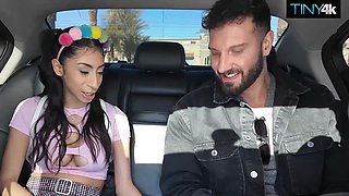 Sona bella hooks up with Big Cock on the rail home