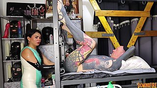 Hardcore Anal Fisiting