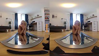 Nobody's Working! - The Mirror; Big Tits Porn Star Solo