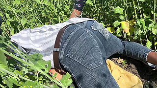 Stepmother in Low Ko Jamai Ne Sarso Ke Khet Me Kiya Romance