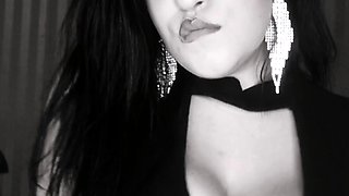 Leann amateur beautiful brunette with big boobs