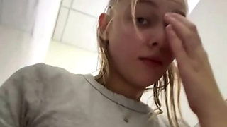 Extreme fucking with trainer in the gym