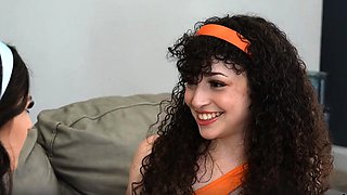 Sofie Reyez, Pixie Smalls- Emergency Daughter Swap