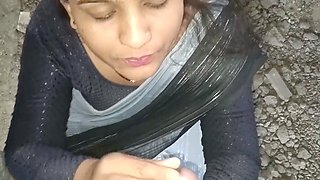 Steamy close-up amateur blowjob with a hot Indian aunty Kavita Zawazawi