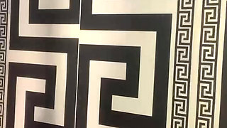 I Fuck This Bottom Who Came to Watch Netflix with Me