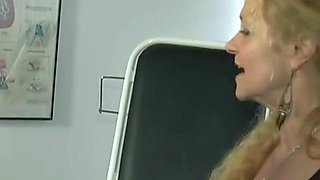 Blonde mature at doctors pissing on him