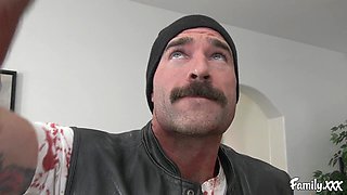 Shameless cougar smutty xxx clip