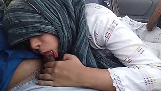 Hot Indian Muslim Girl in Hijab Makes Me Lick Her Wet Pussy in Car - Shamir Sikandar