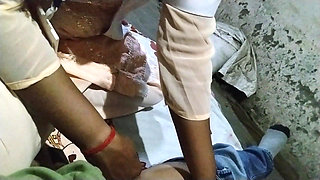 Sexy doctor ki jamkar judai kiya patient ne