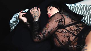 Visito a mi amiga venezolana Anastasia Breuns para darle polla