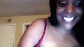 Thick Ebony Babe Shows Off Her BBW Body and Big Tits on Cam