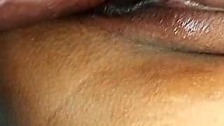 Indian Beauty Screams in Pleasure - Homemade