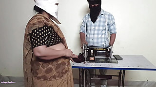 Telugu Neighbour Aunty's Wents Tailor Guy For Blouse Measorments After Fucking With Them Hardly
