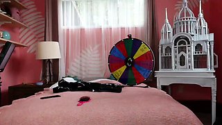 Amateur webcam babe dildo masturbation