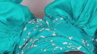 Tharki Sasur Had Feetjob & Handjob From Bahu Priya
