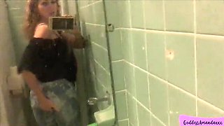 Goddess Amanda Peeing in Toilet - Hot MILF Pissing Compilation