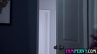 Hottie teenager confronts on stepbros big prick