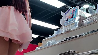 Amateur upskirt riding