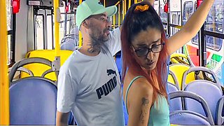 Ator Zegalinha - Jovem Estudante Encoxada E Fodida No Onibus Em Publico! 12 Min