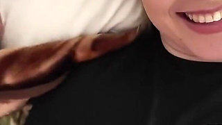 Quick Sex with My Young Stepmom