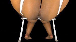 Black BBW Ass Spreading & Twerking Toilet POV