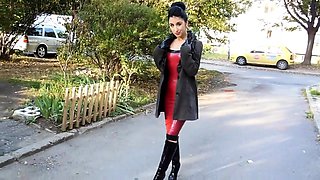 Amateur teen fucked outdoors