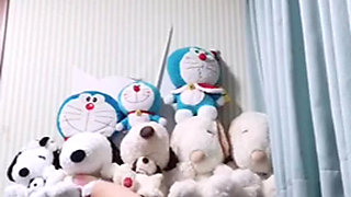 Feeling Sensitive Alone at Home Can't Stop