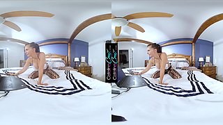 Catalina Cruz - Oily Fishnet Fetish 5k Vr