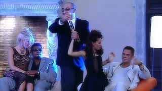 Glamour cougar Nikki Anderson crazy sex video