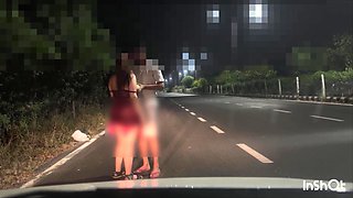 Hot Bhabhi Fucking Stranger on Road