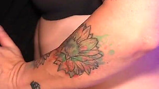 Eckobelle Squirts on BBC- Nipple Play and Oral Worship